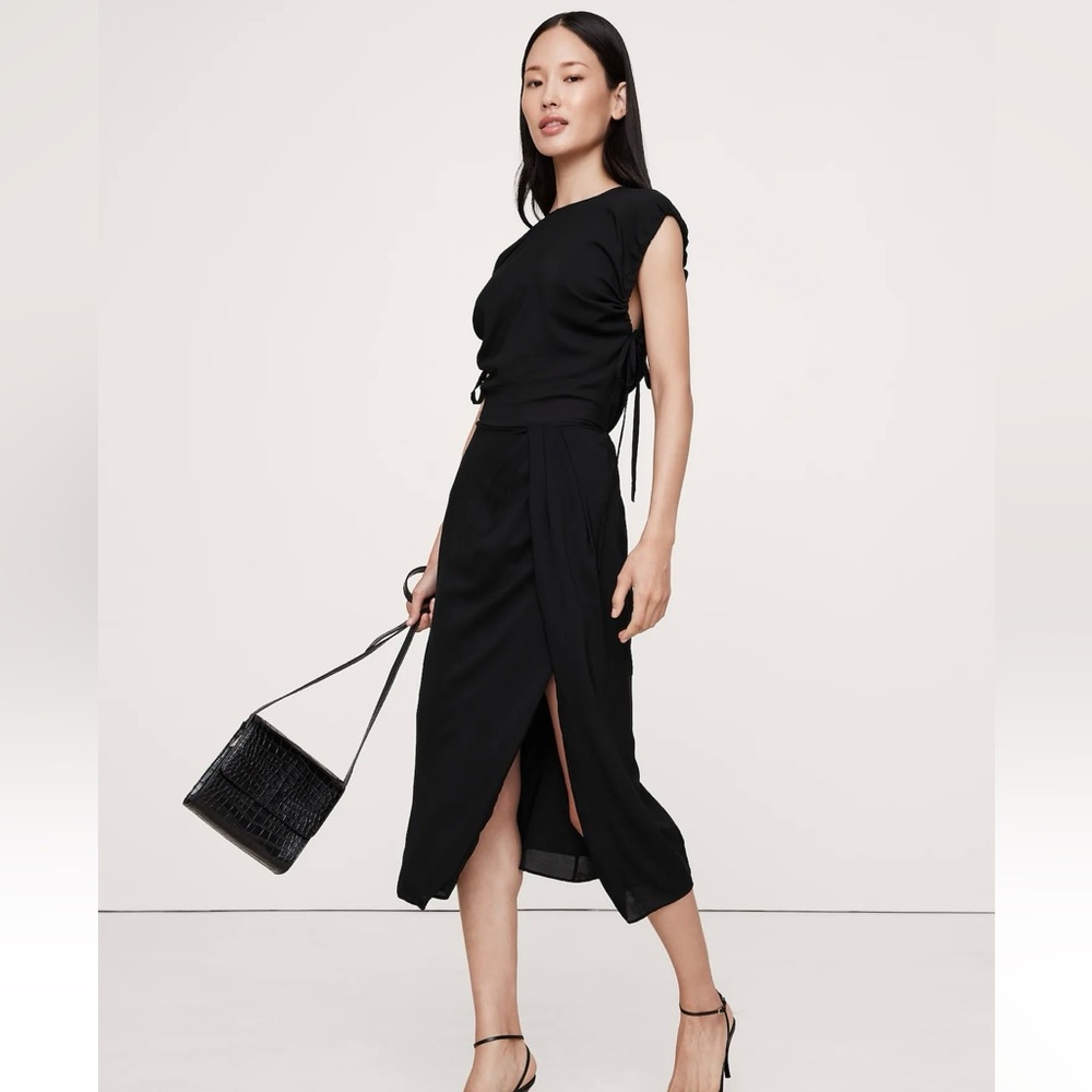 Elegant Black Midi Skirt